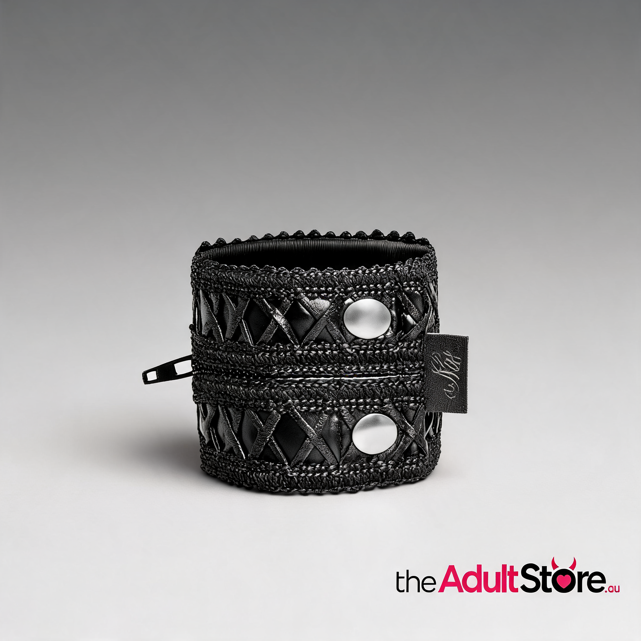 Noir Wrist Wallet With Hidden Zipper Black